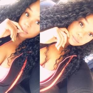 Meet your Posher, Briana